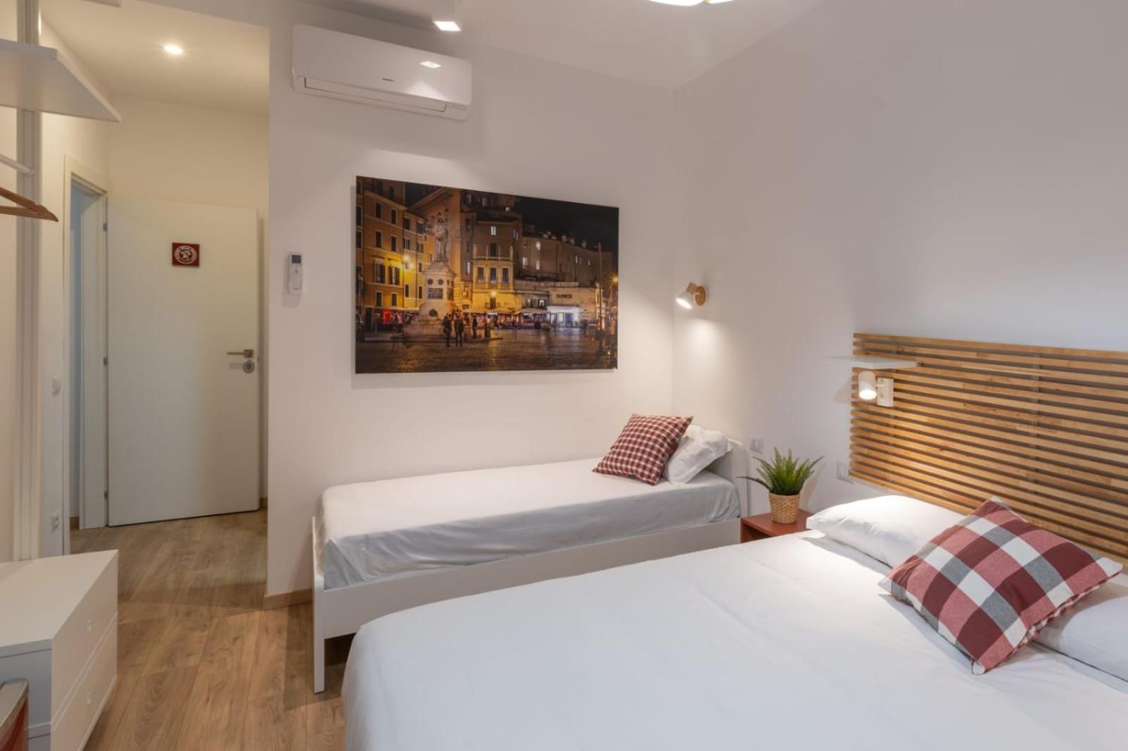 433 Rooms Roma 外观 照片