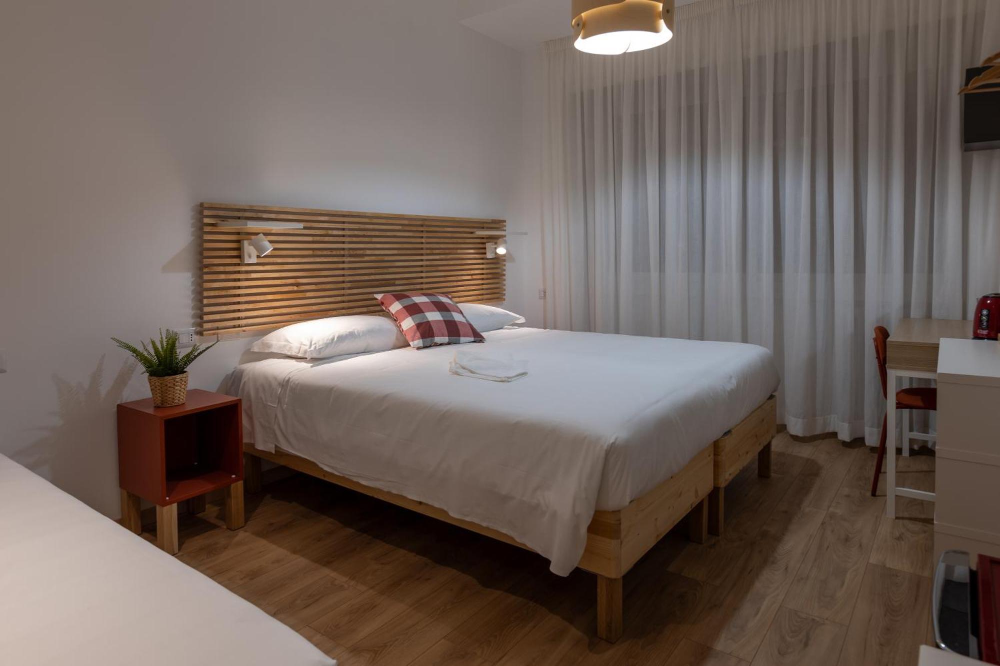 433 Rooms Roma 外观 照片