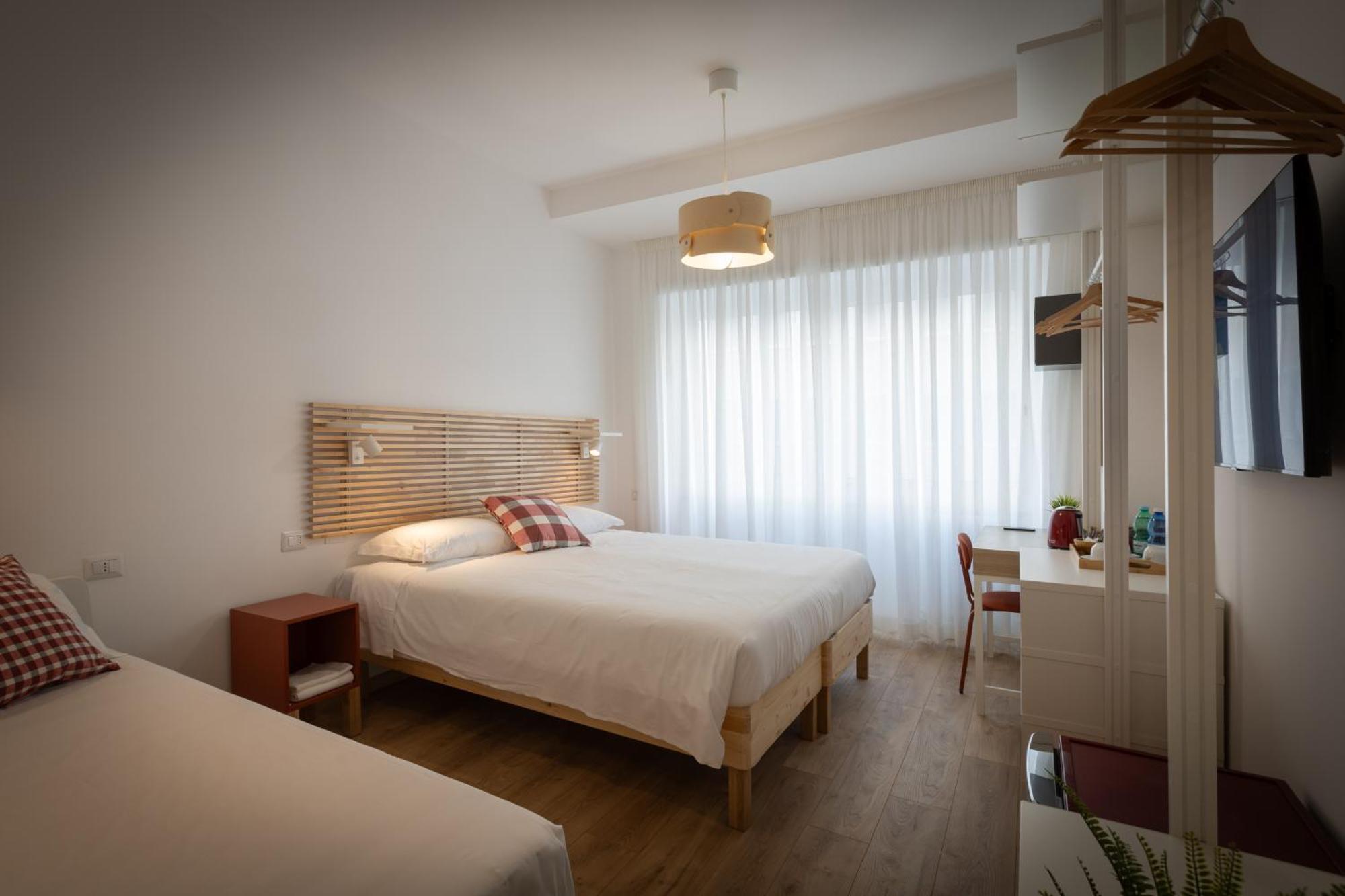 433 Rooms Roma 外观 照片